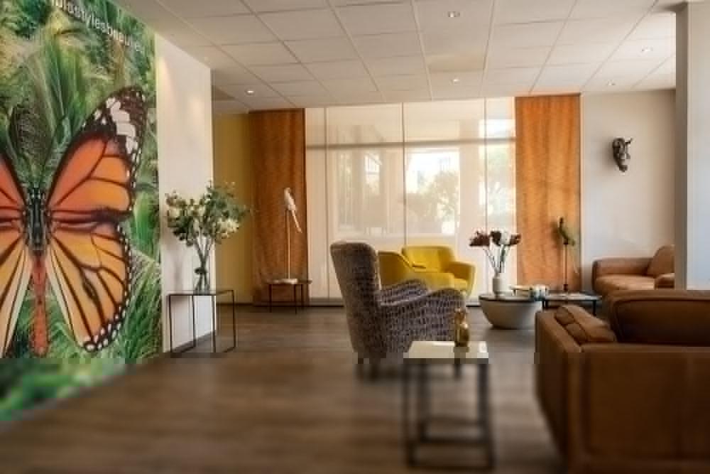 ibis Styles Beaulieu sur Mer Exterior foto